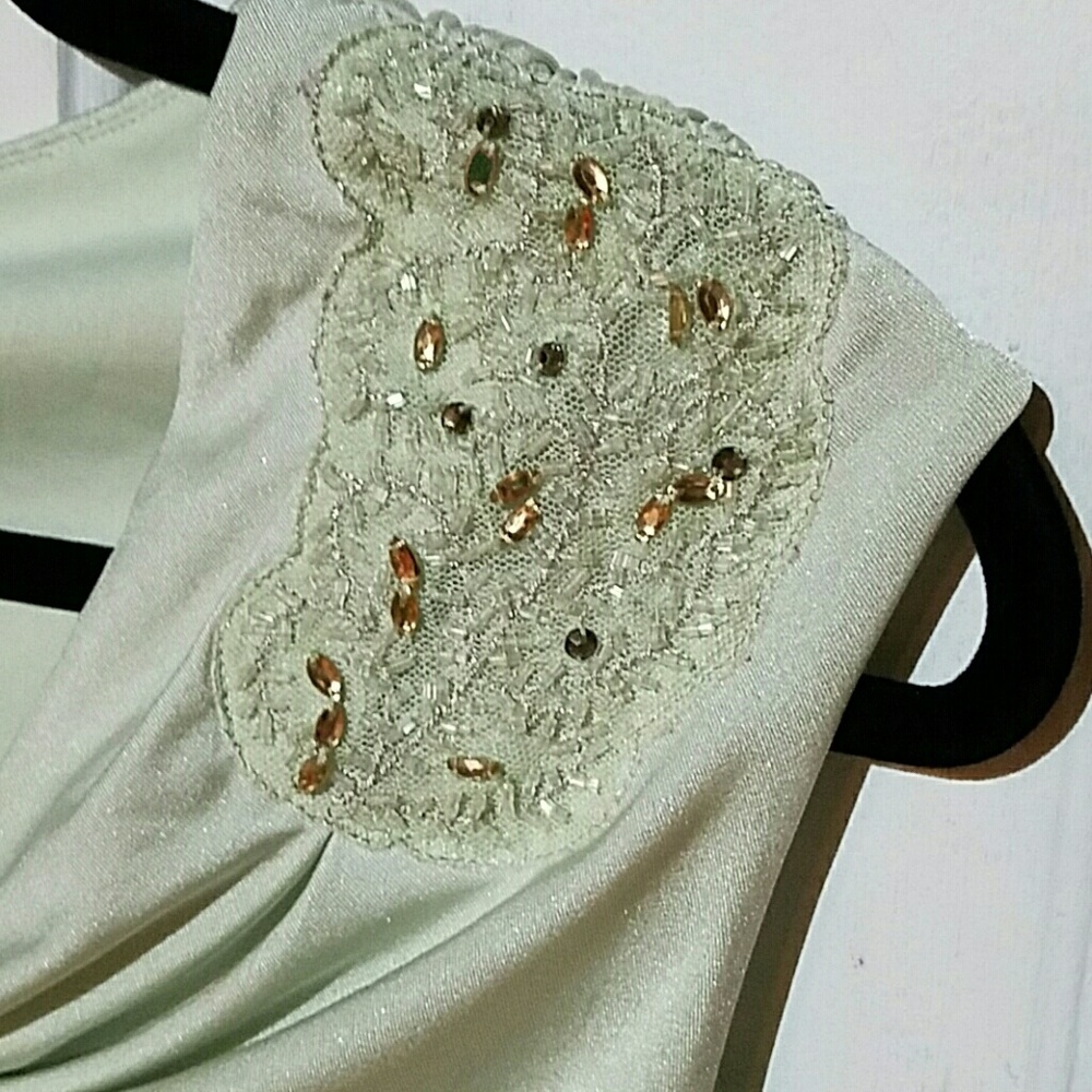 #033 Studio Y XS Gorgeous shimmery sleeveless top